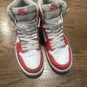 Nike Air Jordan Sneakers sz 8 Excellent Condition!!